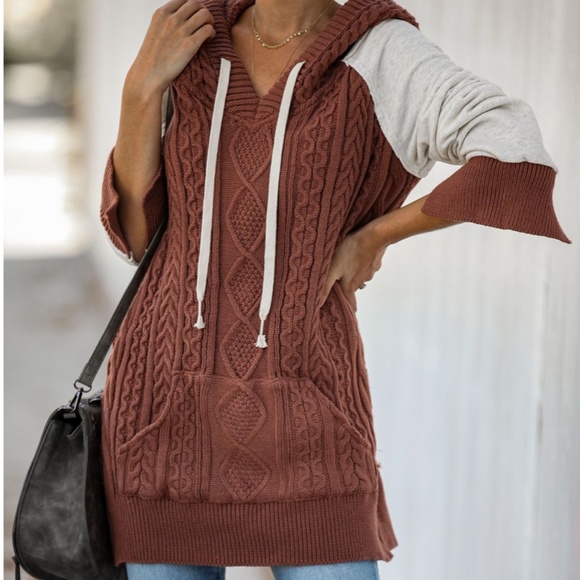 TRINA Color Block Hoodie - Picture 4 of 6